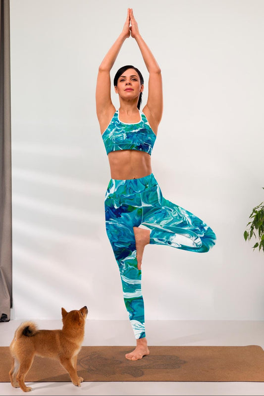 Experience comfort and support with this padded sports bra, designed for breathable wear and ideal for yoga, gym workouts, and everyday comfort.