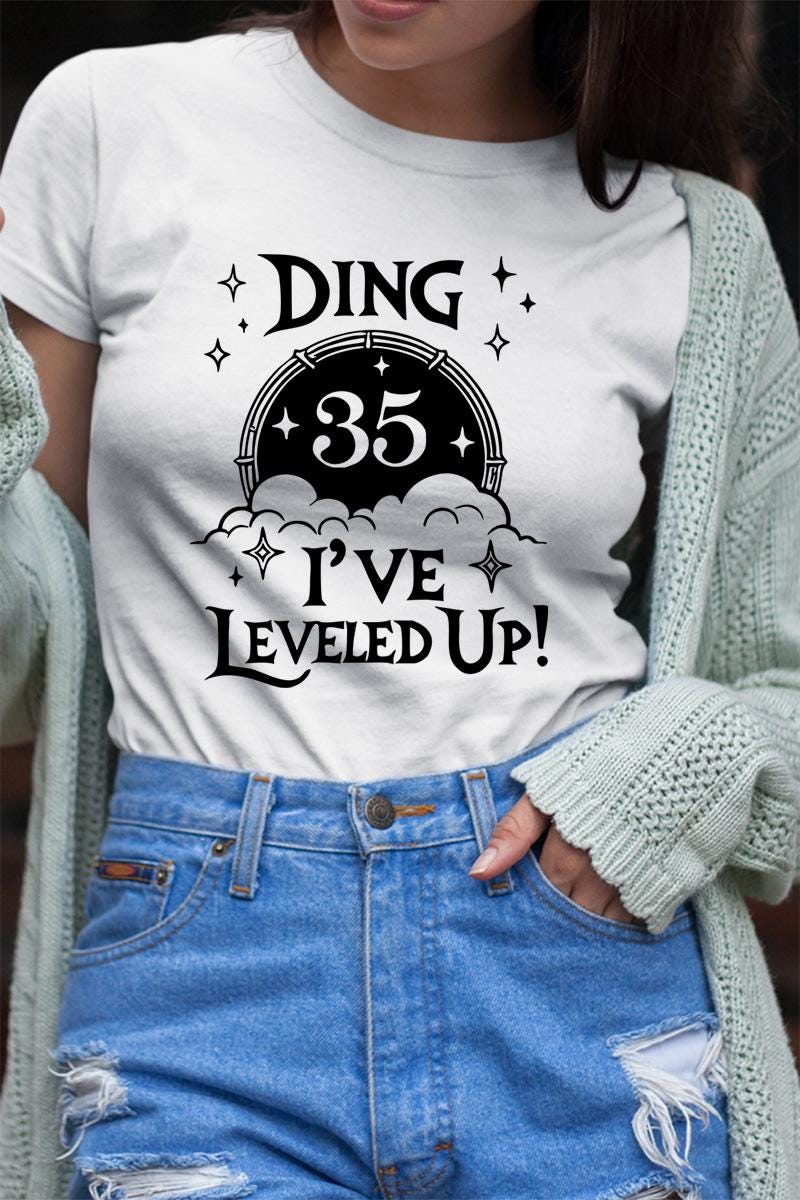 Funny Gamer Gift - Stylish World of Warcraft Level Up Shirt for RPG Players, Adults and Kids
